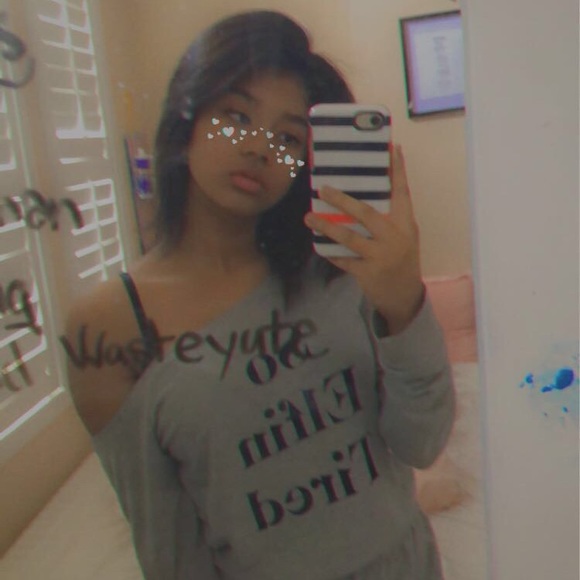 Meet your Posher, Soleil - Picture 1 of 1